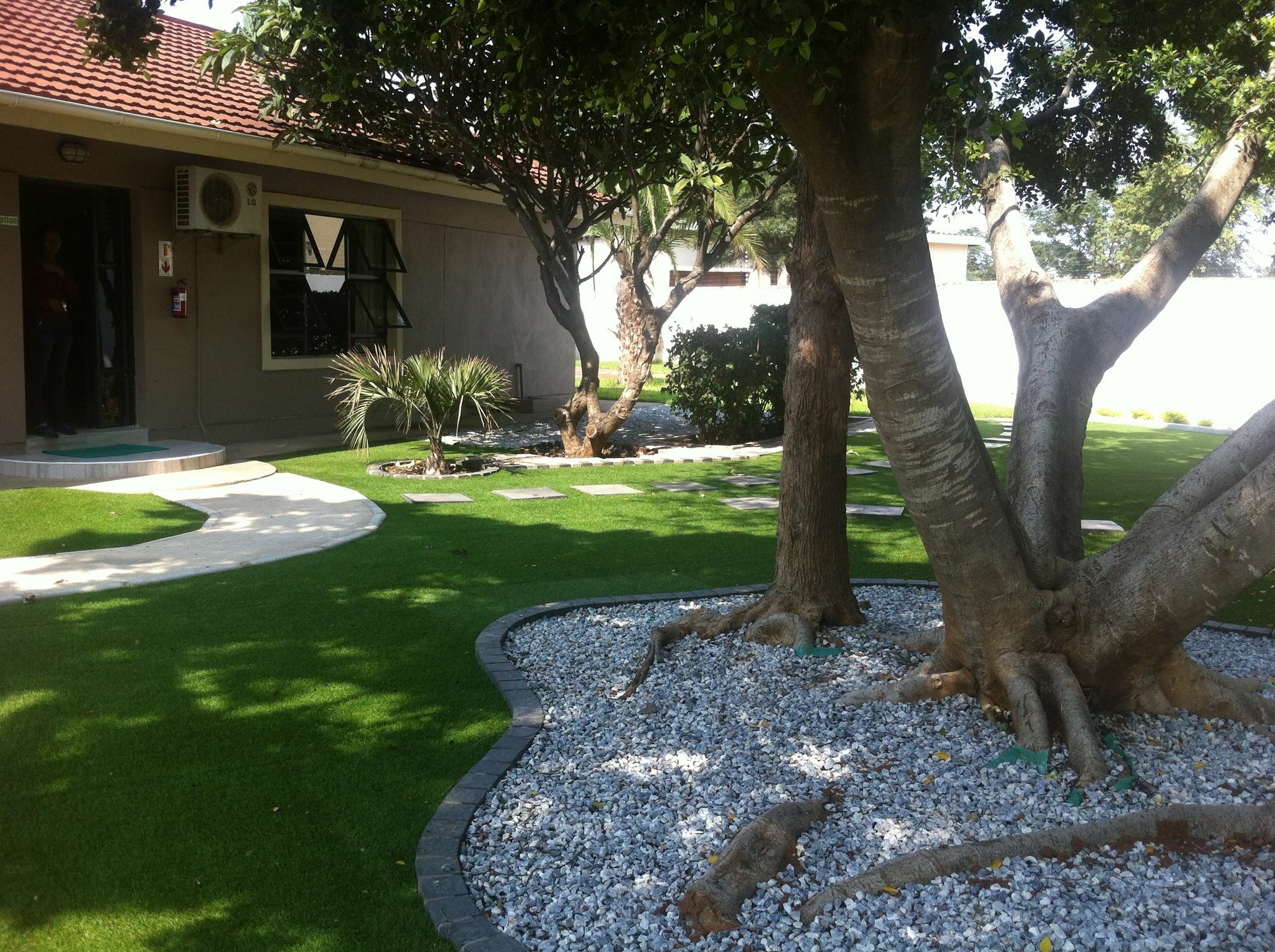 Cosy Palms Bed & Breakfast Gaborone Exterior foto